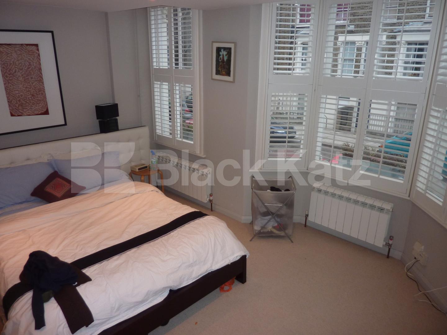 			MUST SEE!, 2 Bedroom, 1 bath, 1 reception Flat			 Balmore Street, DARTMOUTH PARK